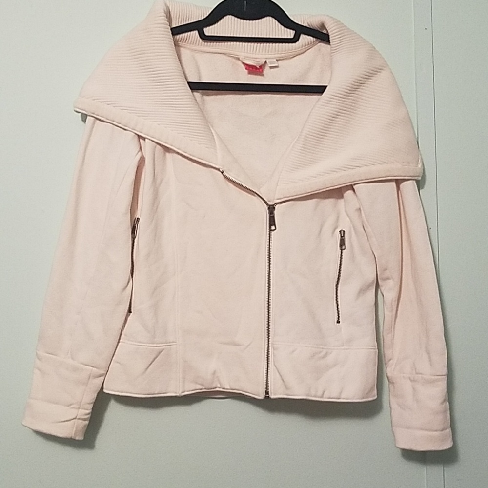 Creme peachy puma sport lifestyle jacket 🍑🐱